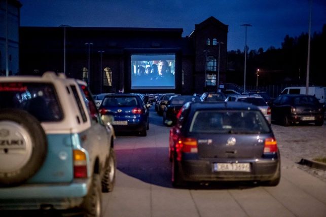 Kino samochodowe w Bełchatowie? To jeden z pomysłów MCK na rozrywkę w czasie epidemii - Zdjęcie główne