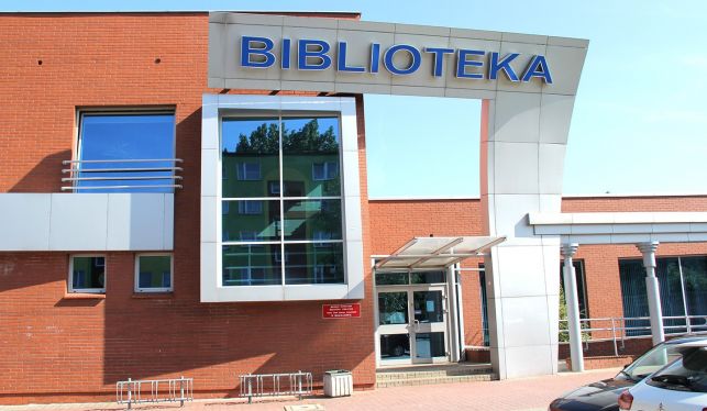 Biblioteka miejscem spotkań - Zdjęcie główne