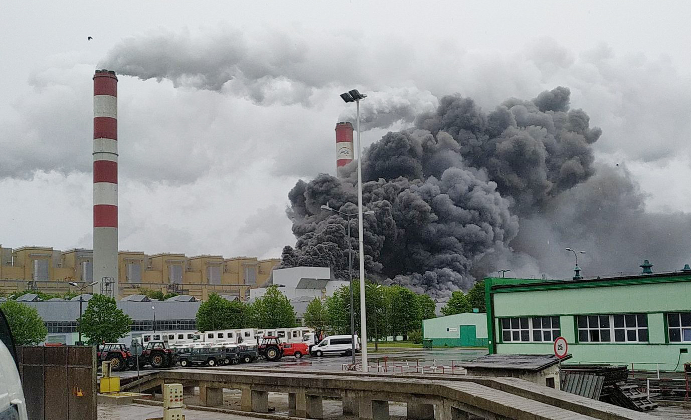 Wiemy, jak długo będzie nieczynny blok 858 MW w elektrowni. PGE szykuje remont i bada przyczyny pożaru - Zdjęcie główne