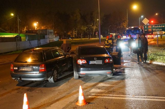 Kolizja na os. Dolnośląskim. Wszystko przez migacz [FOTO] - Zdjęcie główne