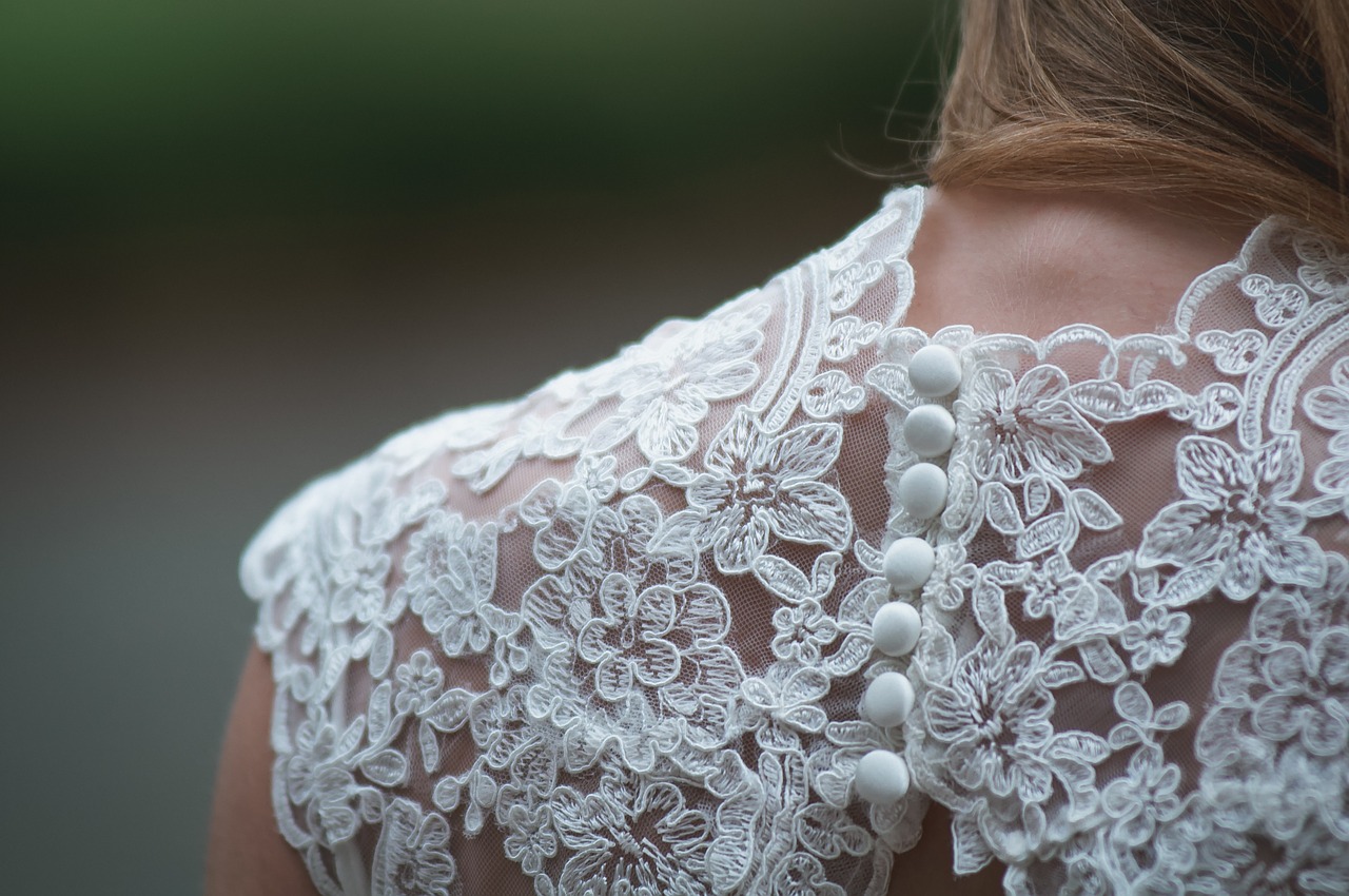 Suknie ślubne boho – praktyczny poradnik! - Zdjęcie główne