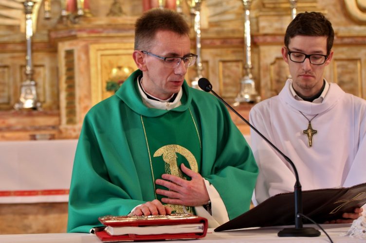 Nowy proboszcz parafii na osiedlu Olsztyńskim. Zostanie nim duchowny związany w przeszłości z Bełchatowem - Zdjęcie główne