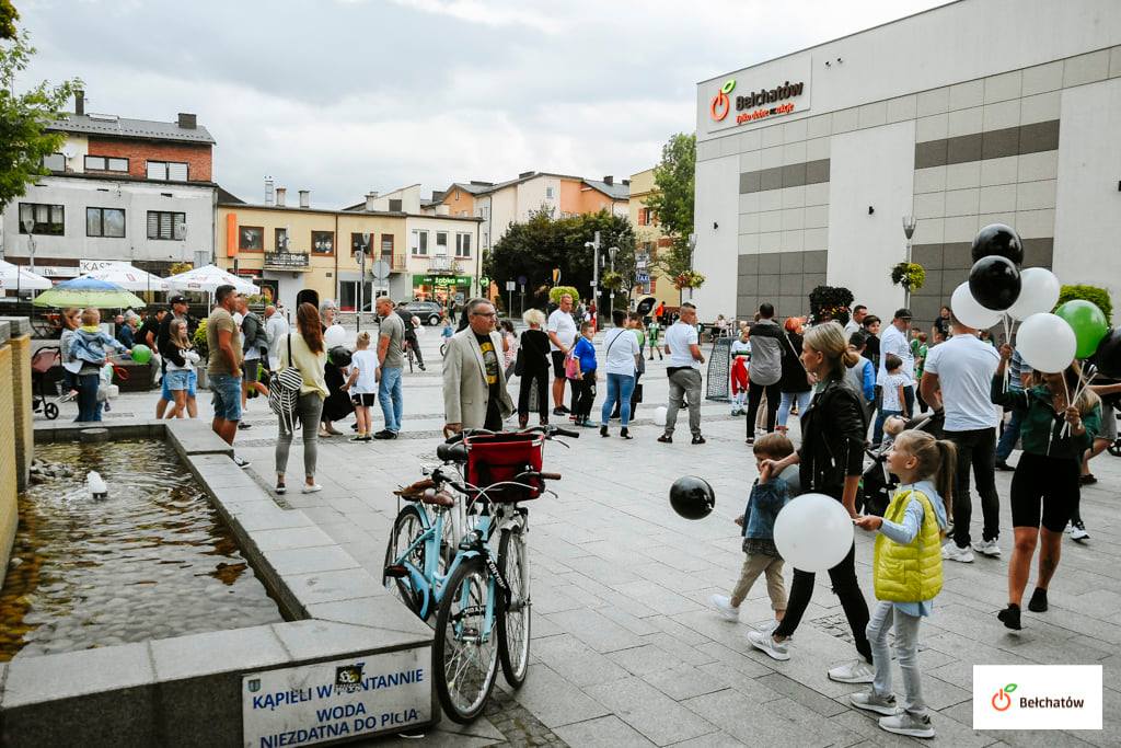 Wspólna zabawa i wiele atrakcji. Za nami piknik z GKS Bełchatów [FOTO] - Zdjęcie główne