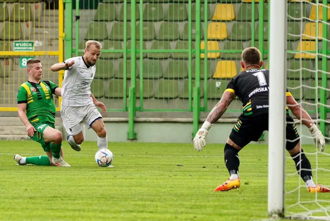 BetCris IV liga: GKS Bełchatów stracił bezcenne punkty - Zdjęcie główne