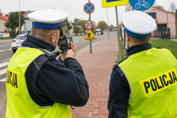 Nowe mandaty na bełchatowskich drogach. Ilu kierowców dostało wysokie kary?  - Zdjęcie główne