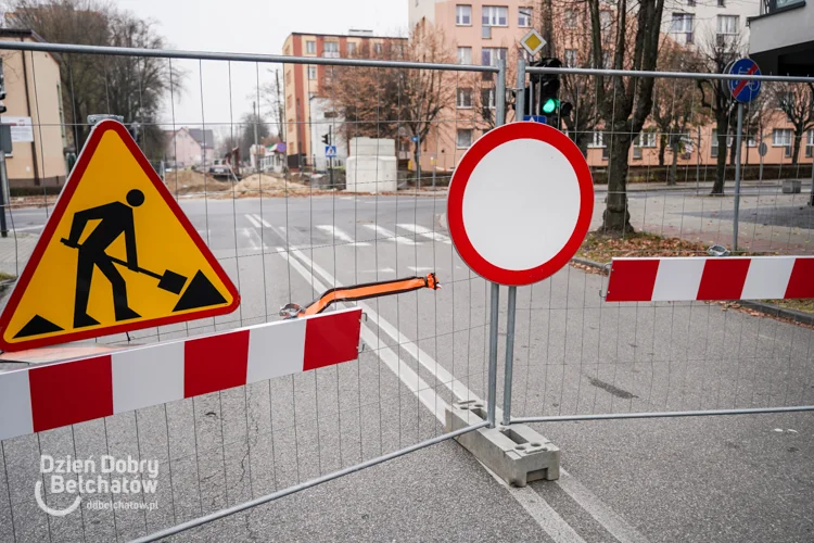 Koniec problemów kierowców w centrum. Wiemy, kiedy otworzą skrzyżowanie - Zdjęcie główne