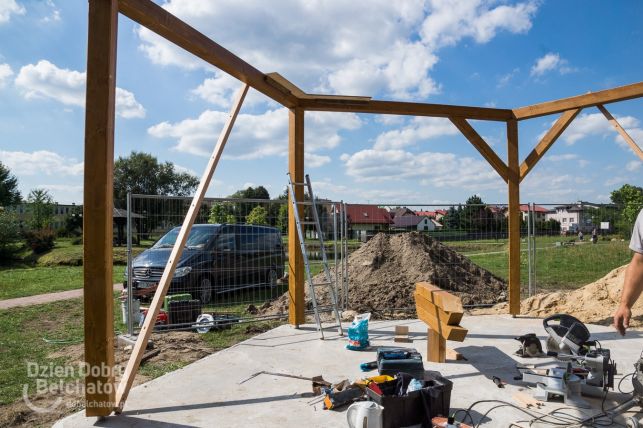 Nad Rakówką powstaje tężnia [FOTO] - Zdjęcie główne