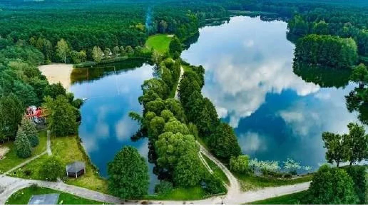Powiat bełchatowski i okolica - odkryj jego turystyczne oblicze