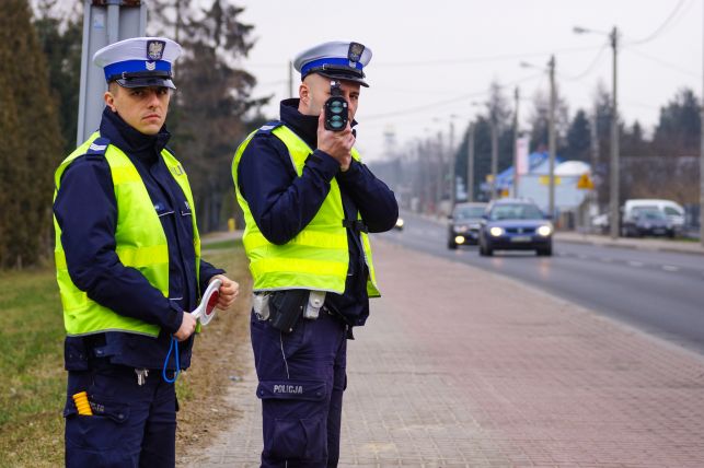 Uwaga kierowcy! Wiele policyjnych patroli na terenie miasta i powiatu. Trwa akcja "Kaskada" - Zdjęcie główne