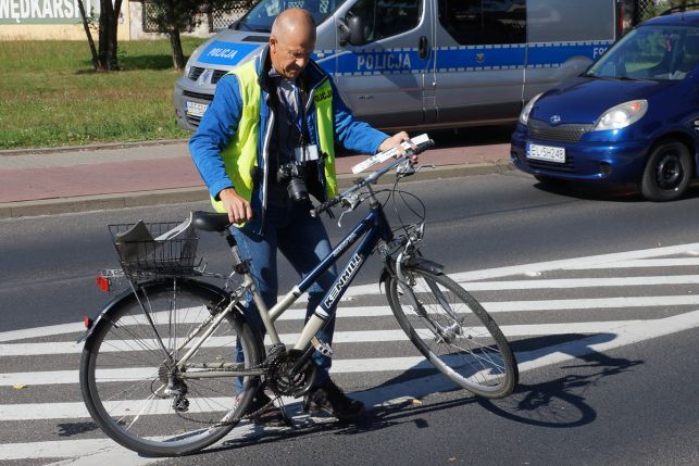 Krew na ulicy i dwie osoby w szpitalu. Wypadek na Wojska Polskiego [FOTO] - Zdjęcie główne