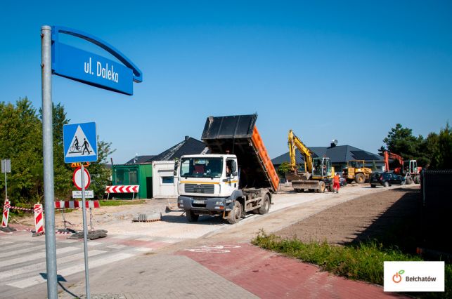 Milionowa inwestycja w Bełchatowie jest już na półmetku. Nową ulicą pojedziemy jeszcze w tym roku - Zdjęcie główne