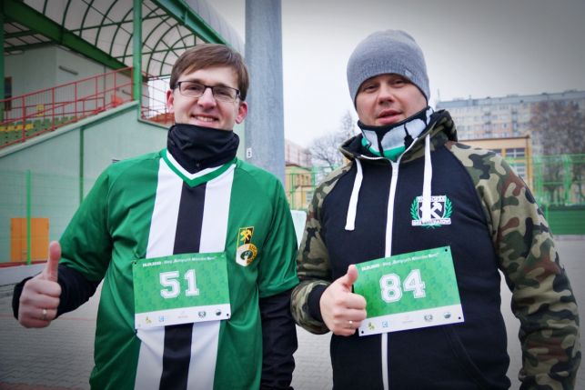 Pół tysiąca kibiców pobiegło dla GKS. Wśród uczestników także lokalni politycy [FOTO] - Zdjęcie główne