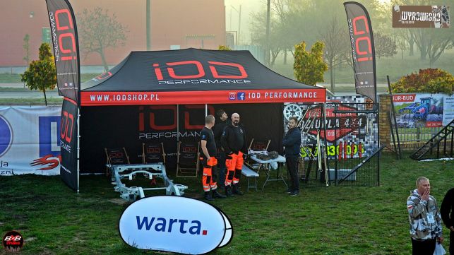 Samochody tonące w bagnach i chmury pyłu na bezdrożach. Zobaczcie jak wyglądało Wyrowisko 2019 [FOTO] - Zdjęcie główne