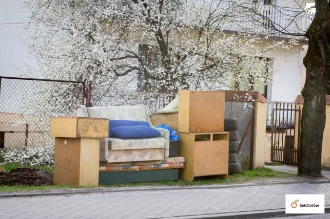 Rusza zbiórka odpadów wielkogabarytowych. Sprawdź gdzie i kiedy [HARMONOGRAM] - Zdjęcie główne