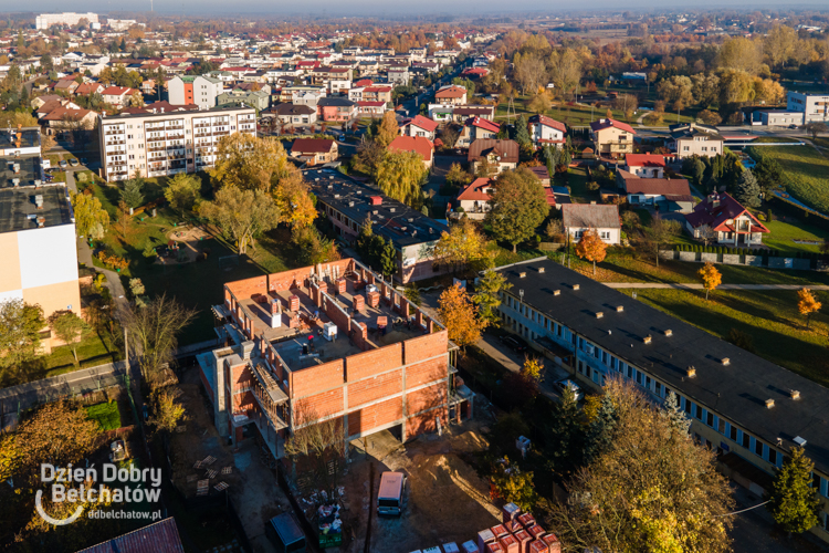 Wyburzą budynki w centrum Bełchatowa. Powstanie tam nowy blok TBS? - Zdjęcie główne