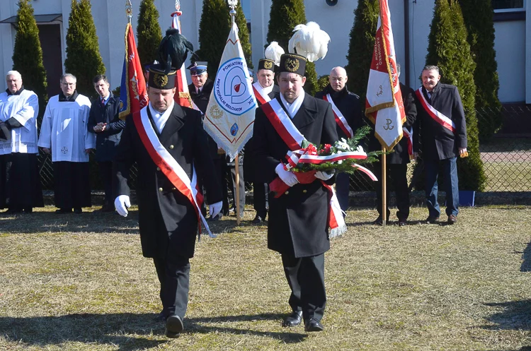 Uroczystości na cmentarzu w Klukach. Uczcili pamięć Żołnierzy Wyklętych [FOTO]  - Zdjęcie główne