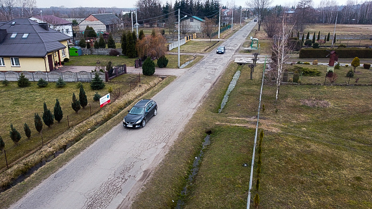 Gmina rusza z inwestycją w Zdzieszulicach Górnych. Czy to oznacza, że powiat wyremontuje drogę?  - Zdjęcie główne