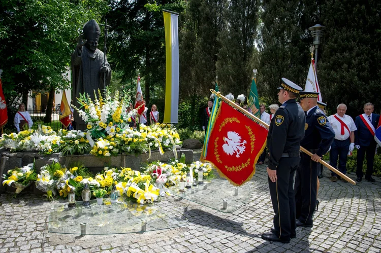 Dzień Patrona Miasta. Bełchatowianie wzięli udział uroczystościach [FOTO] - Zdjęcie główne