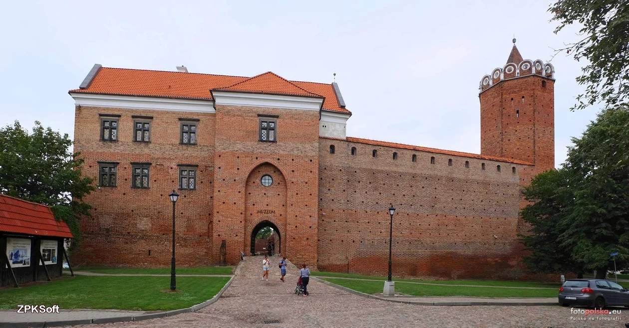 Zamek Królewski w Łęczycy jest jednym z najstarszych i najsłynniejszych zamków w województwie łódzkim