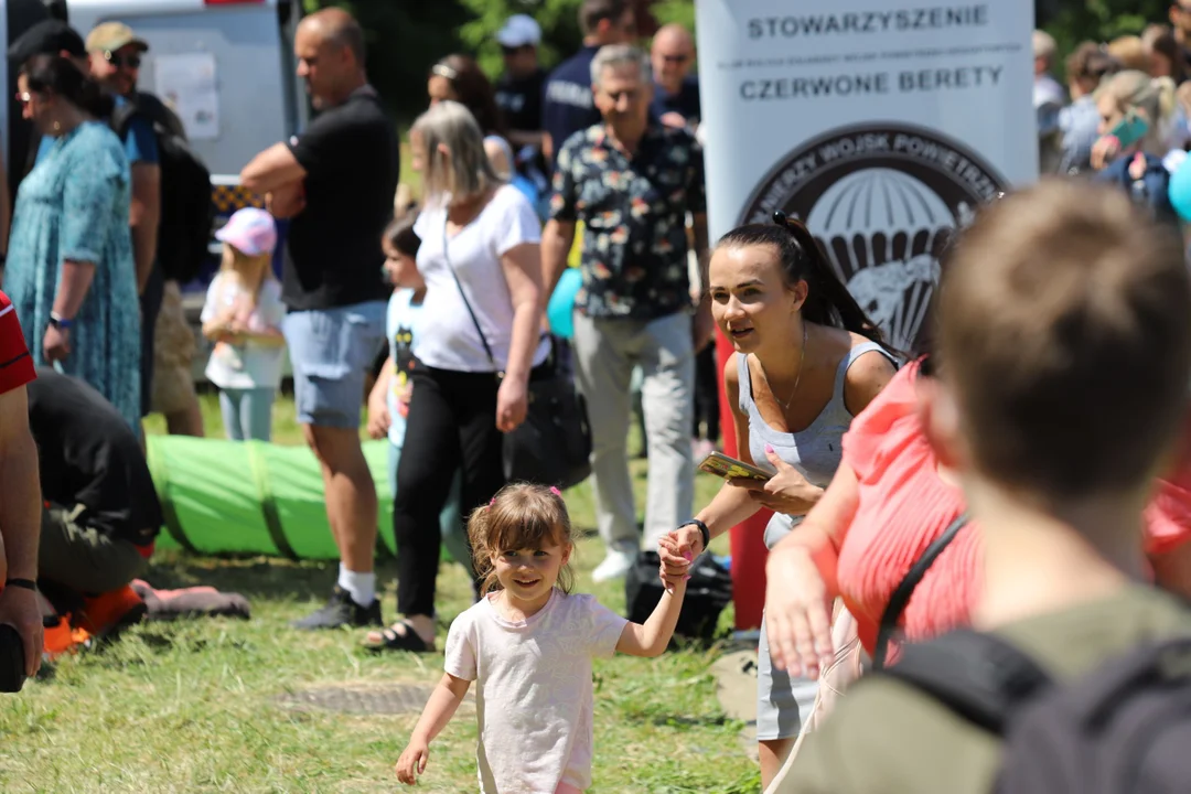 Piknik rodzinny z okazji dnia dziecka na Młynku w Łodzi