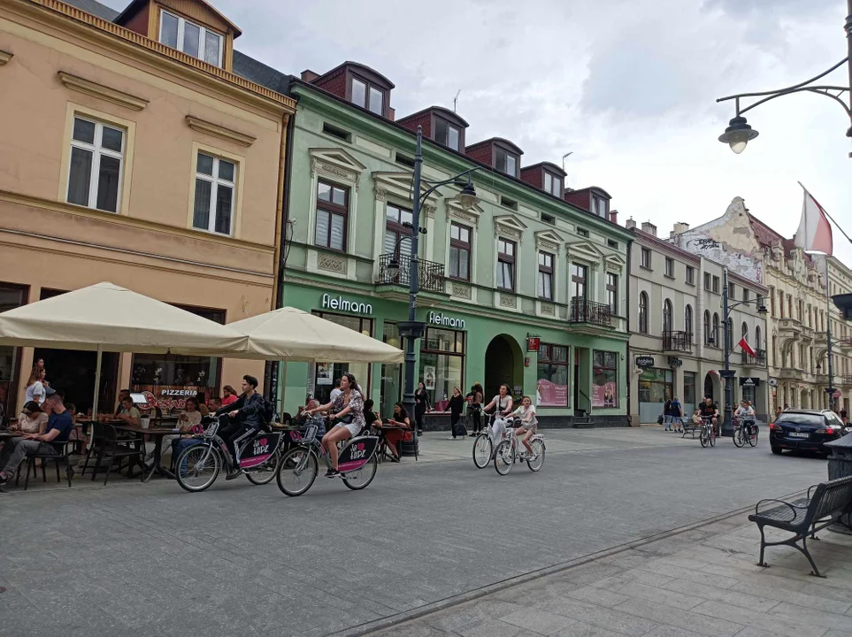 Piotrkowska w długi majowy weekend