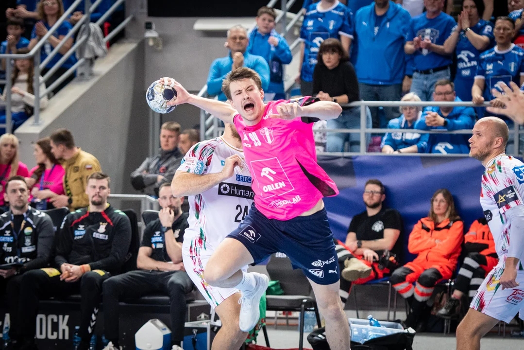 Emocje do ostatniej sekundy! Wisła wypuściła przewagę, ale ma historyczny wynik! [ZDJĘCIA]