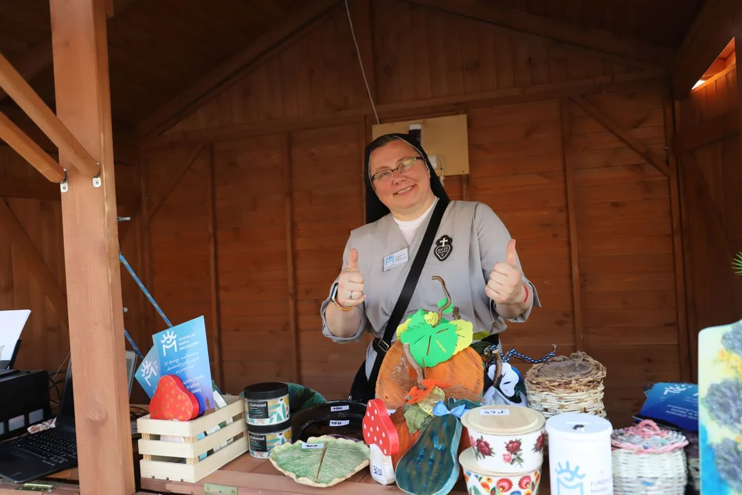 Piknik Fundacji Maria Magdalena. Luxtorpeda rozgrzała Kutno