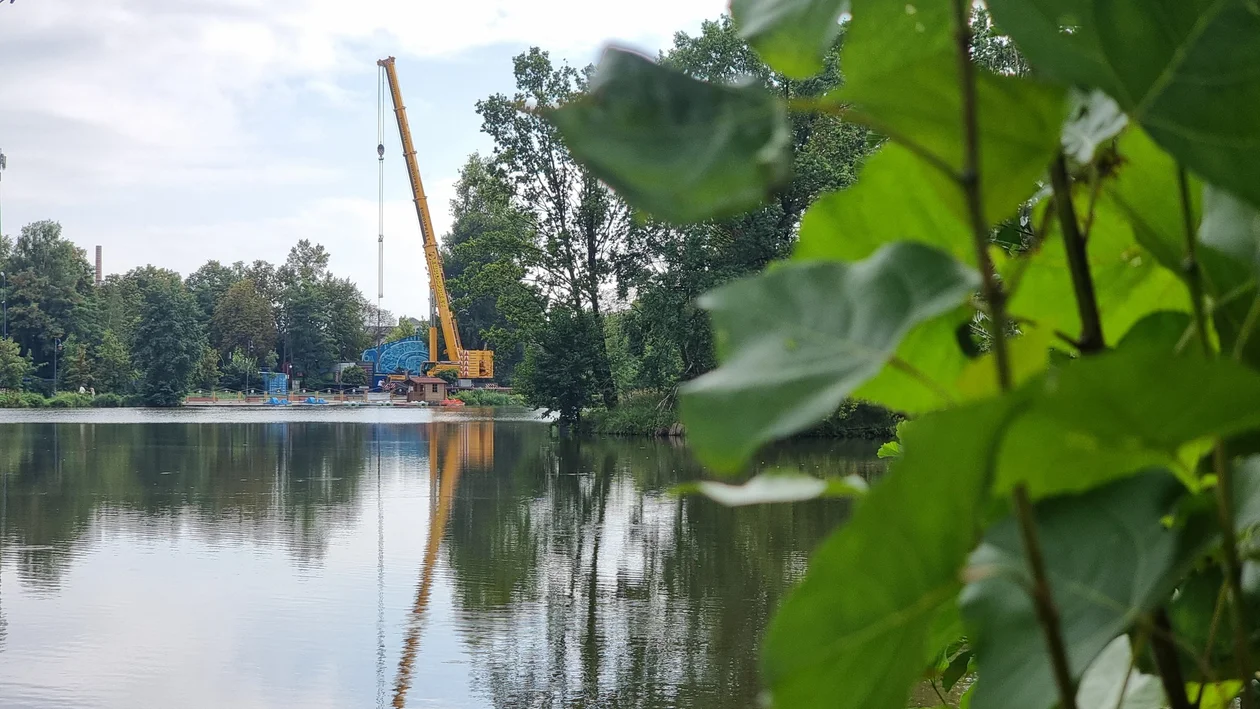 Zakończono odmulanie stawu w Zgierzu