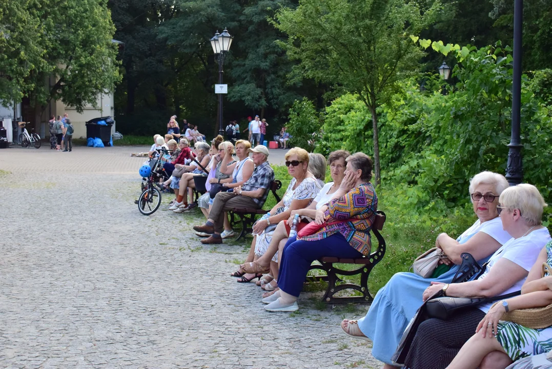 Tłumy na koncercie w Parku Źródliska