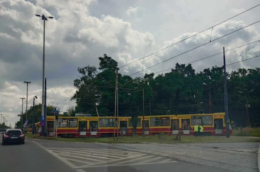 Wykolejenie tramwaju MPK Łódź na Teofilowie