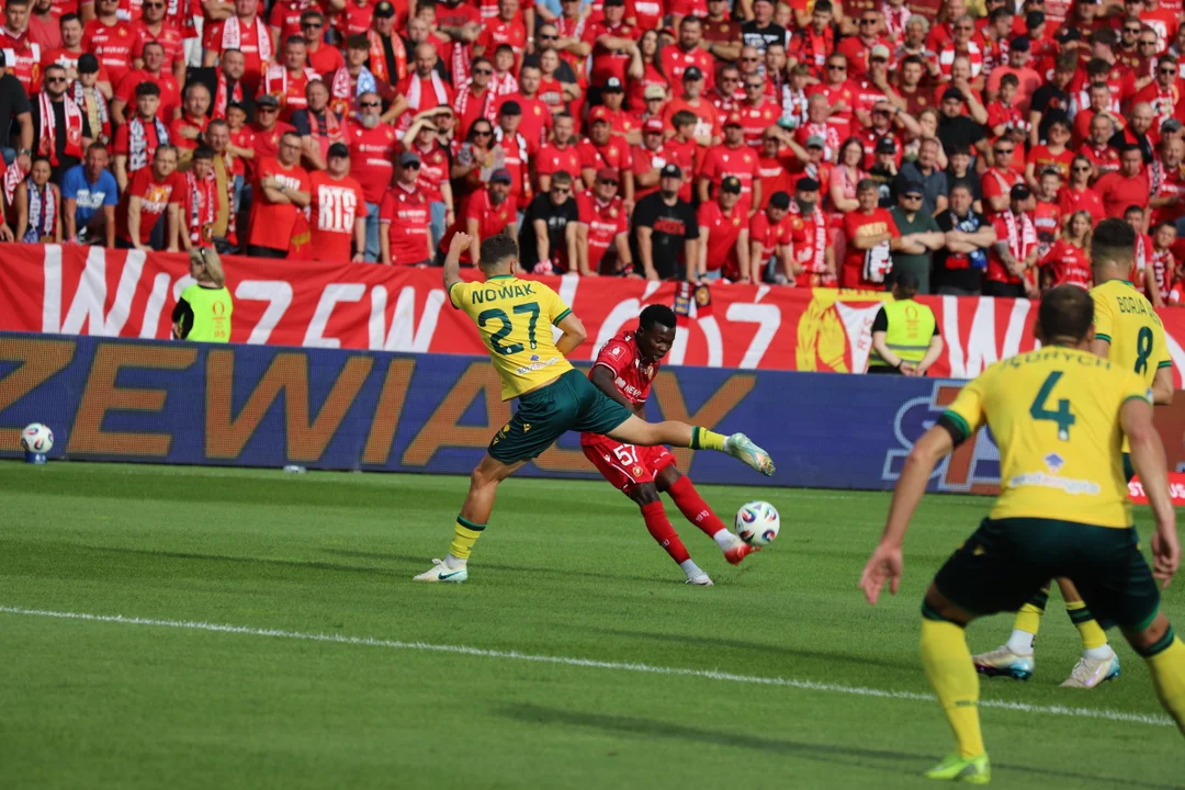 Widzew Łódź kontra GKS Katowice