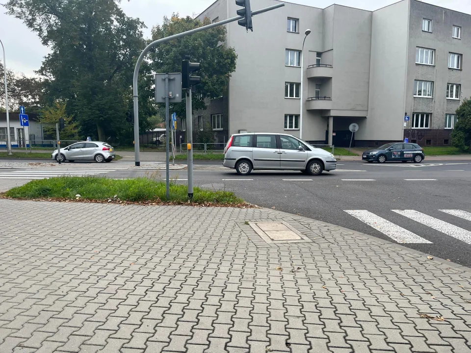 Łodzianie zdają egzaminy na prawo jazdy w Sieradzu