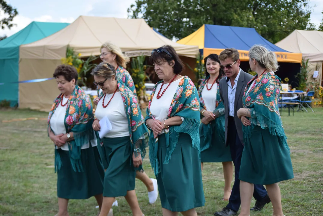 Dożynki gminy Stryków w Warszewicach