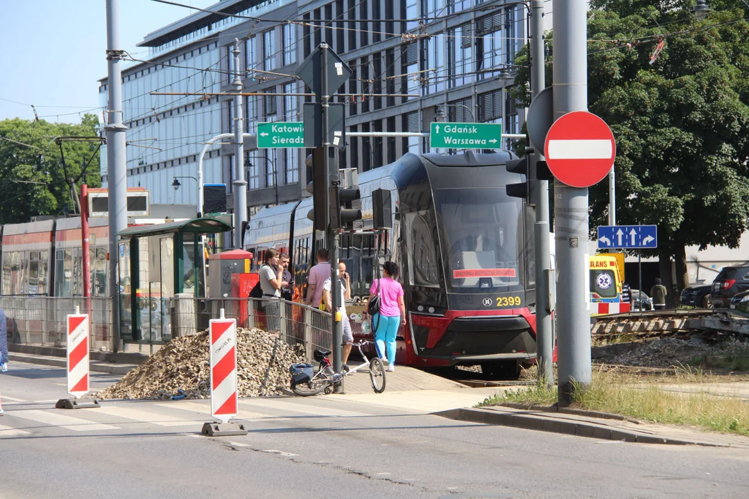 Podróżni MPK Łódź pytają: gdzie są te autobusy zastępcze?