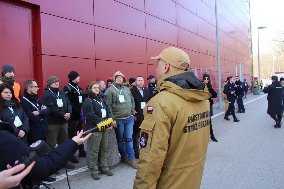 Ćwiczenia służb specjalnych na stadionie ŁKS-u