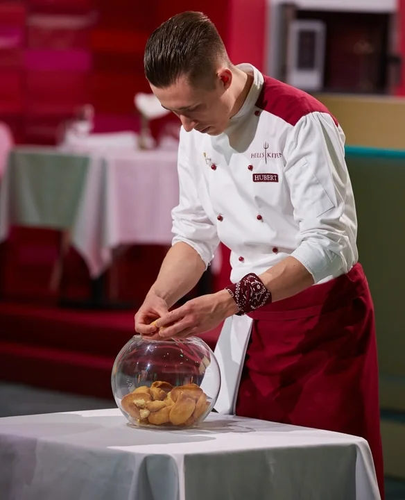 Hubert Jabłoński - łodzianin, kucharz i strażak ochotnik w wielkim finale Hell's Kitchen