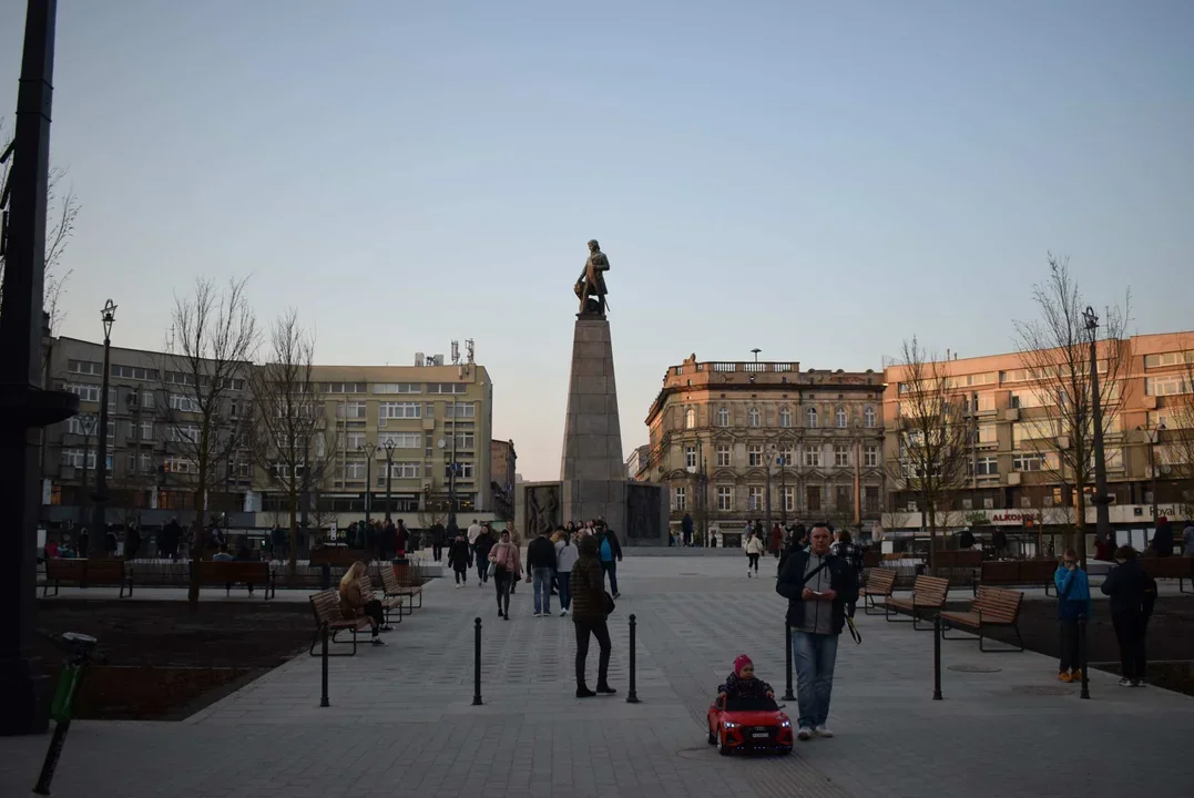 Będą kary dla wykonawcy remontu pl. Wolności. Skończy się sądem?