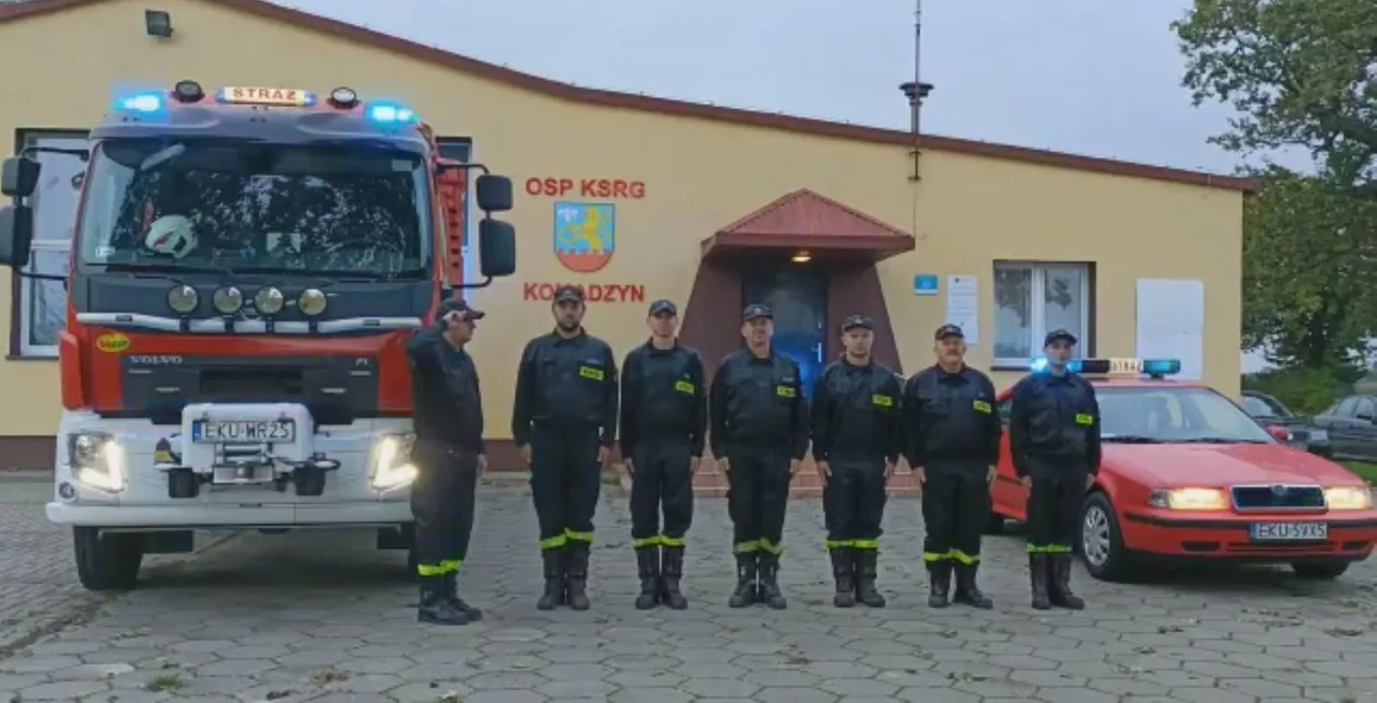 Strażacy z powiatu kutnowskiego upamiętnili kolegę, który zmarł podczas służby