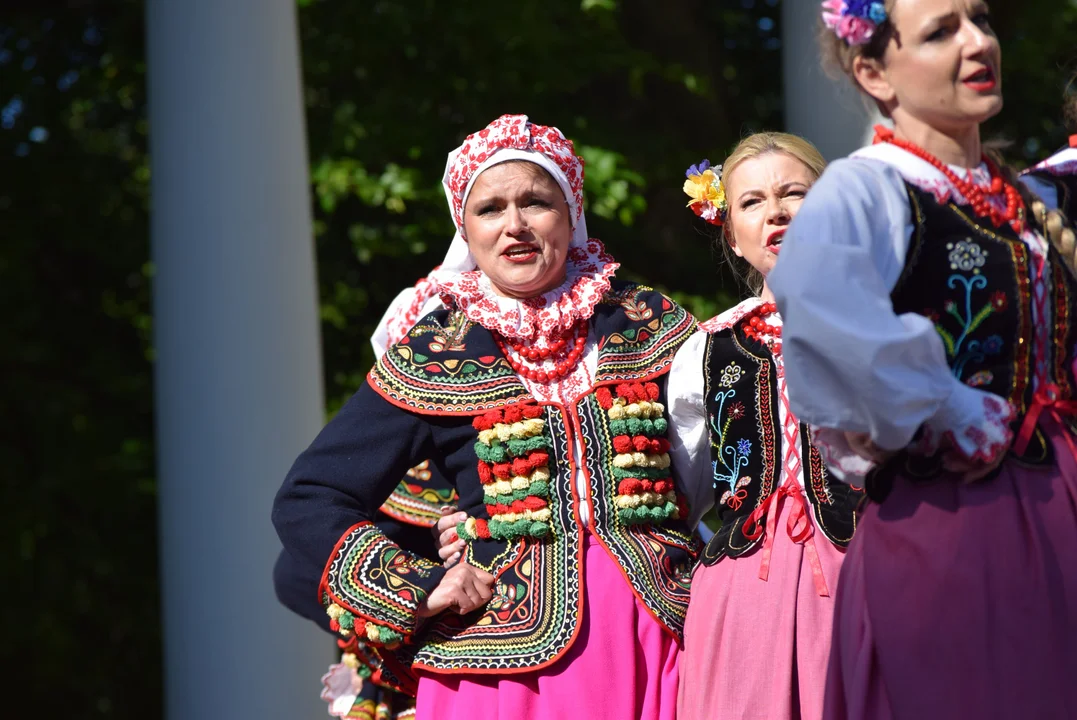 Spotkanie z folklorem w Parku Julianowskim