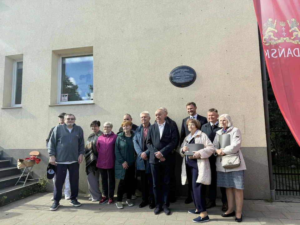 odsłonięcie tablicy