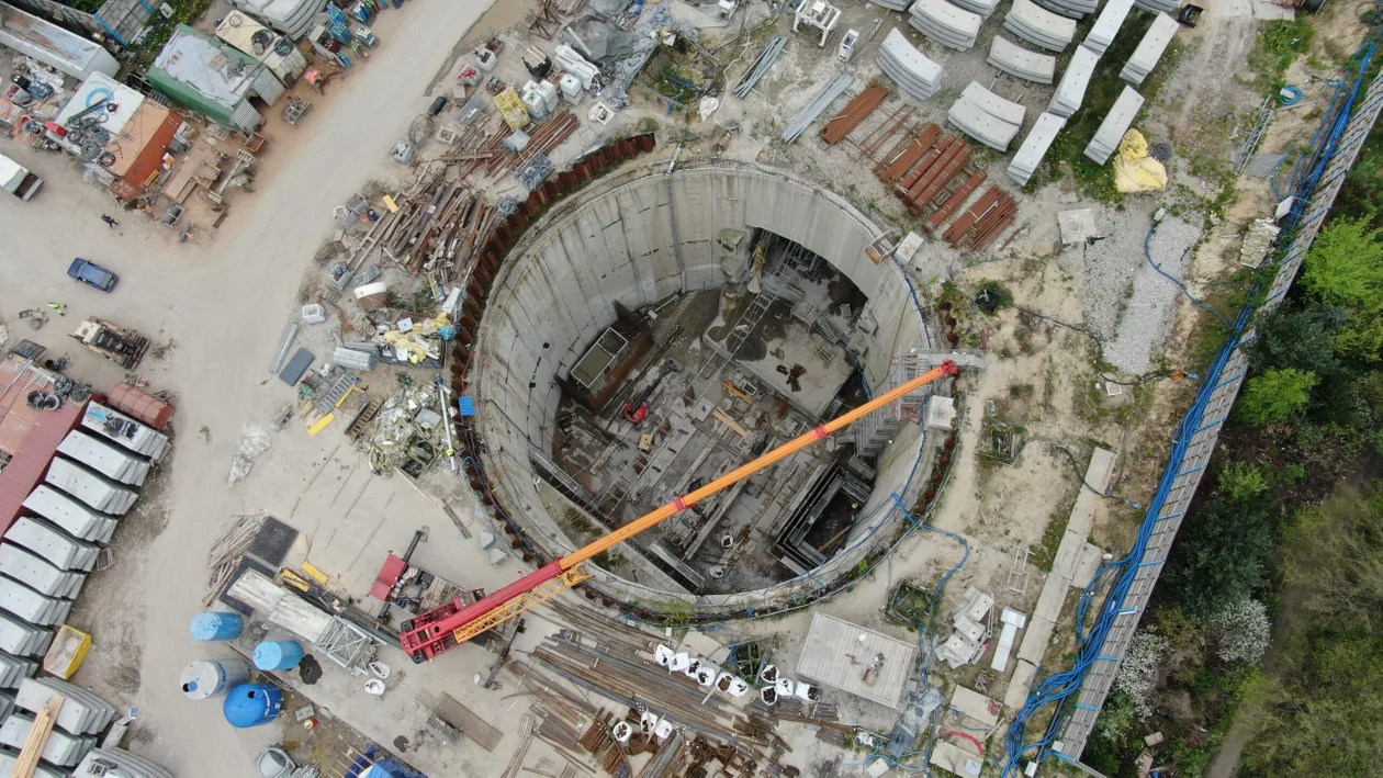 Budowa tunelu kolejowego pod Łodzią - stan na kwiecień 2024 r.