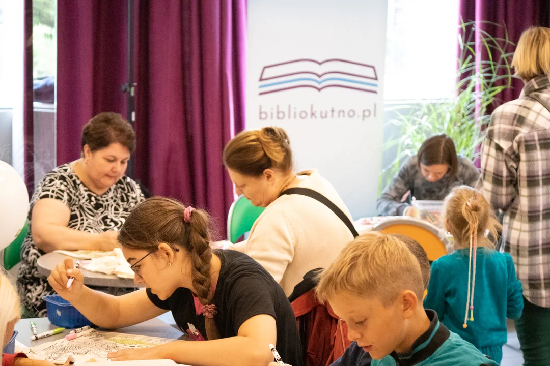 Za nami piknik rodzinny w kutnowskiej bibliotece w ramach tegorocznego Święta Róży