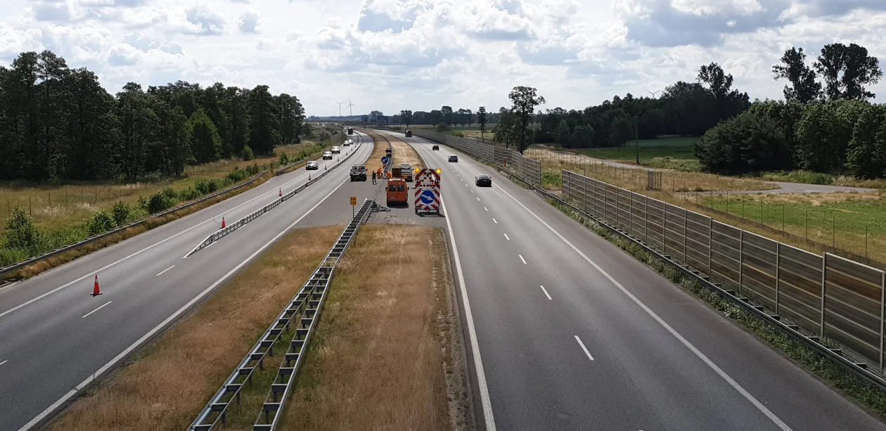 Zmiana nawierzchni i utrudnienia na autostradzie A2