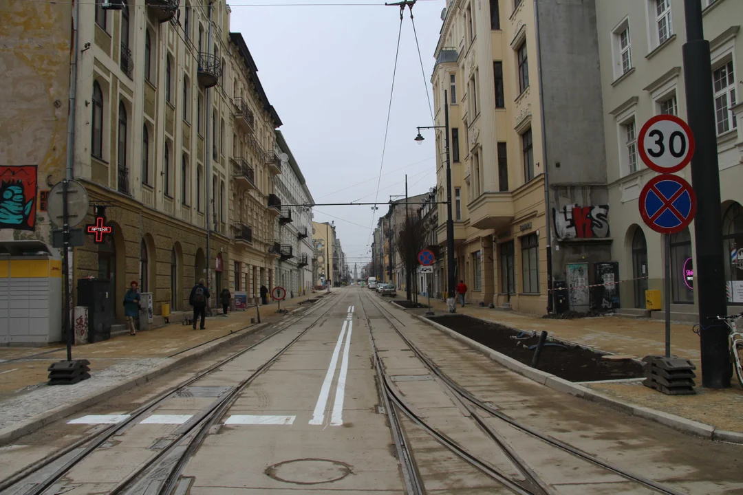 Tramwaje i autobusy MPK Łódź powróciły na Legionów