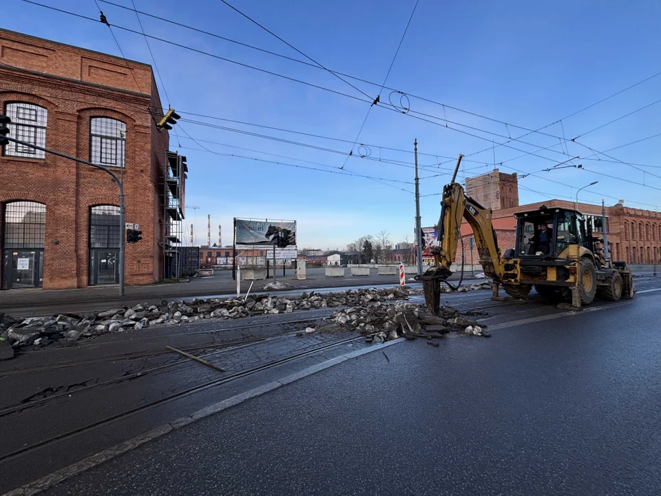 Pilna naprawa torowiska na pl. Reymonta