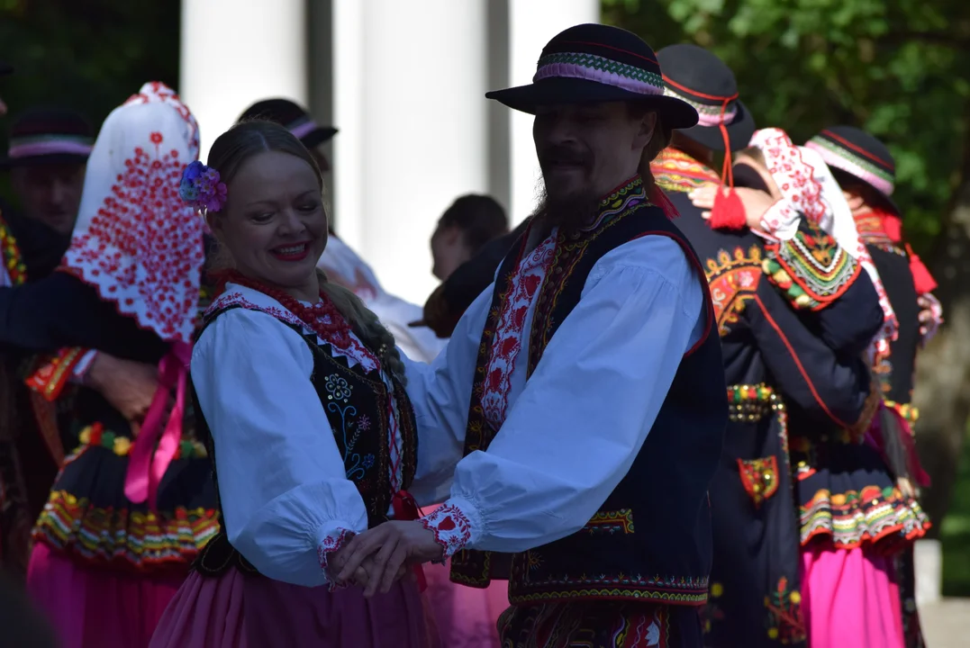 Spotkanie z folklorem w Parku Julianowskim