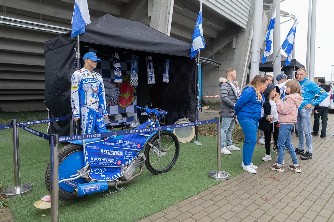 Pokazy drifterów, sportowych aut, rodzinne atrakcje i wiele więcej w Moto Arenie