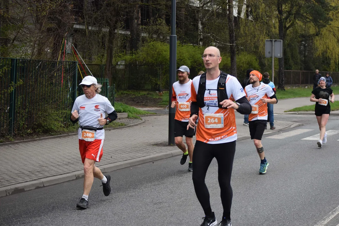 DOZ Maraton ulicami miasta. Zobacz zdjęcia z biegu głównego