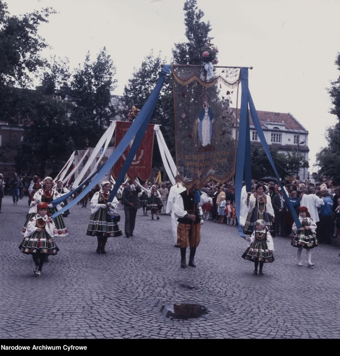 Uroczystość Bożego Ciała w Łowiczu, 1991 rok