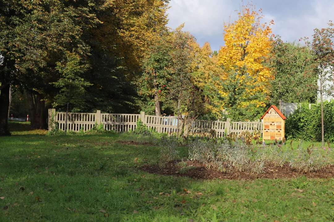 W centrum Kutna powstaje mały park rekreacyjn-wypoczynkowy